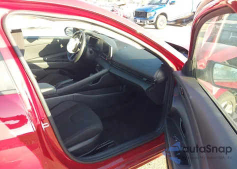 2025 Hyundai Elantra Sel Sport из США, поврежденный, VIN KMHLM4DGXSU948882